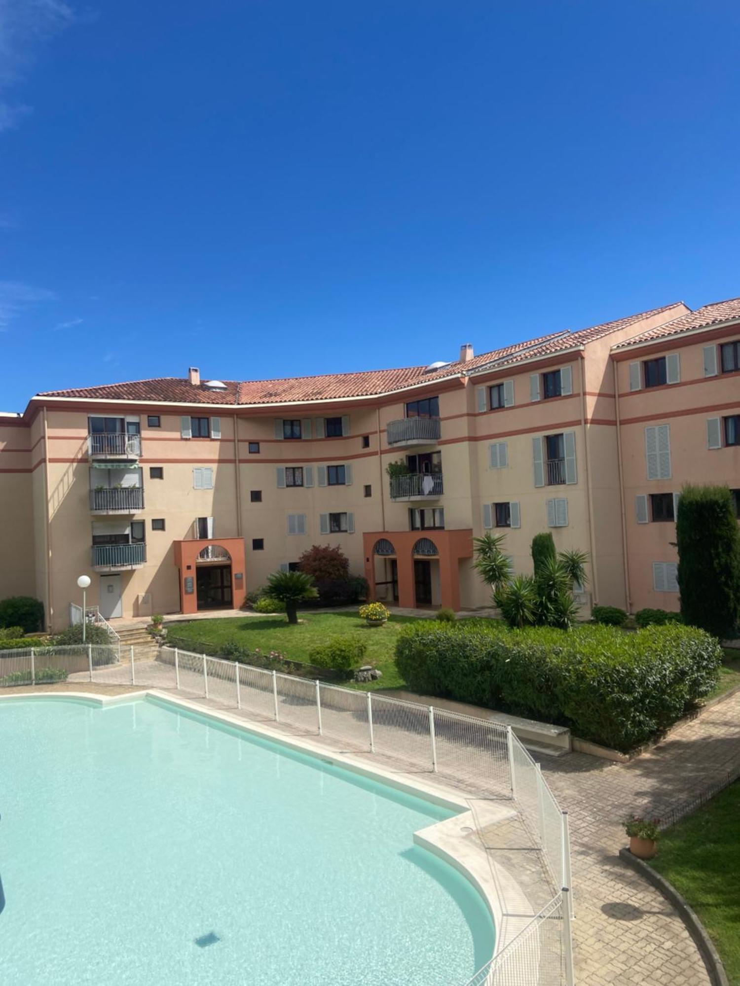 Residence Ste Croix Fréjus エクステリア 写真